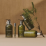 MOLTON BROWN Reviving Rosemary Bath & Shower Oil-In-Gel 300ml - Відновлювальна олійка-гель для ванни та душу з розмарином - фото №2 MOLTON BROWN Reviving Rosemary Bath & Shower Oil-In-Gel 300ml - Відновлювальна олійка-гель для ванни та душу з розмарином - фото №2