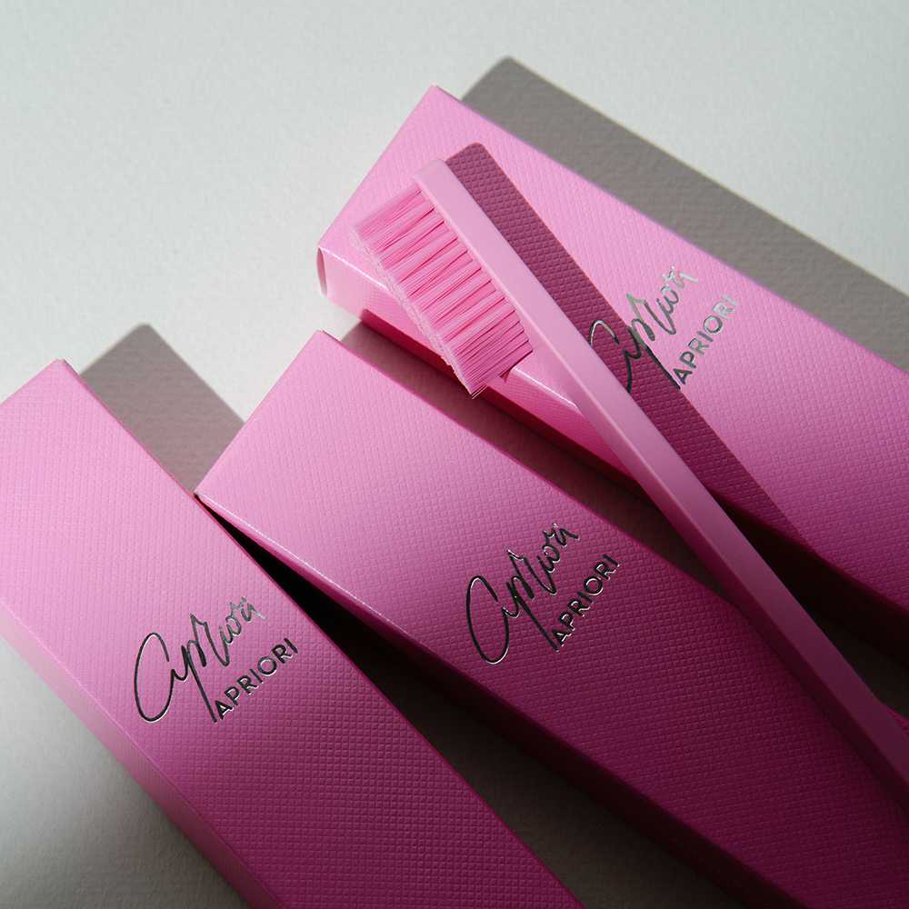 APRIORI SLIM Bubblegum Pink/Silver Soft Toothbrush - Зубна щітка - фото №1 APRIORI SLIM Bubblegum Pink/Silver Soft Toothbrush - Зубна щітка - фото №1