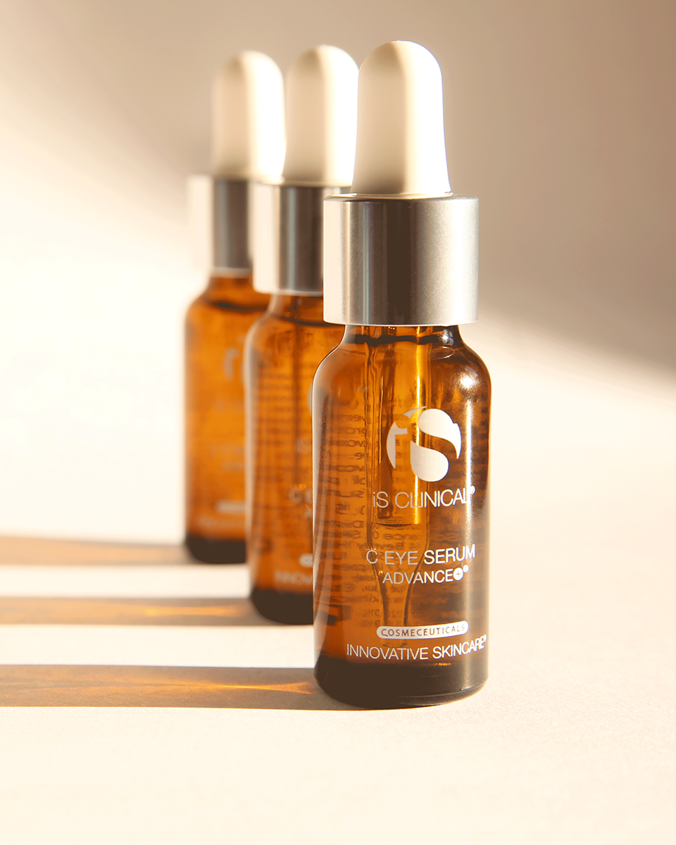 iS Clinical Сироватка для догляду навколо очей із вітаміном С адванс+ C Eye Serum Advance+ (до 02.2027) - фото №1 iS Clinical Сироватка для догляду навколо очей із вітаміном С адванс+ C Eye Serum Advance+ (до 02.2027) - фото №1