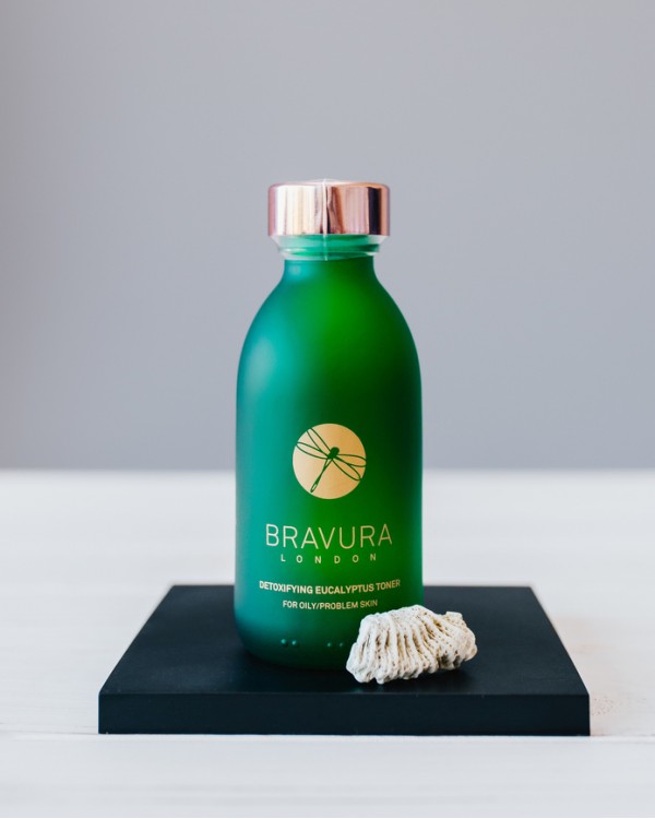 Bravura London Detoxifying Eucalyptus Astringent Toner 15% AHA/BHA 150ml - Евкаліптовий тонер Bravura London Detoxifying Eucalyptus Astringent Toner 15% AHA/BHA 150ml - Евкаліптовий тонер