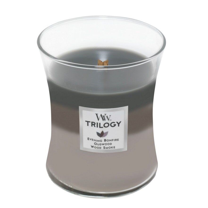 Ароматична свічка з тришаровим ароматом Woodwick Medium Trilogy Cozy Cabin 275 г - фото №1 Ароматична свічка з тришаровим ароматом Woodwick Medium Trilogy Cozy Cabin 275 г - фото №1