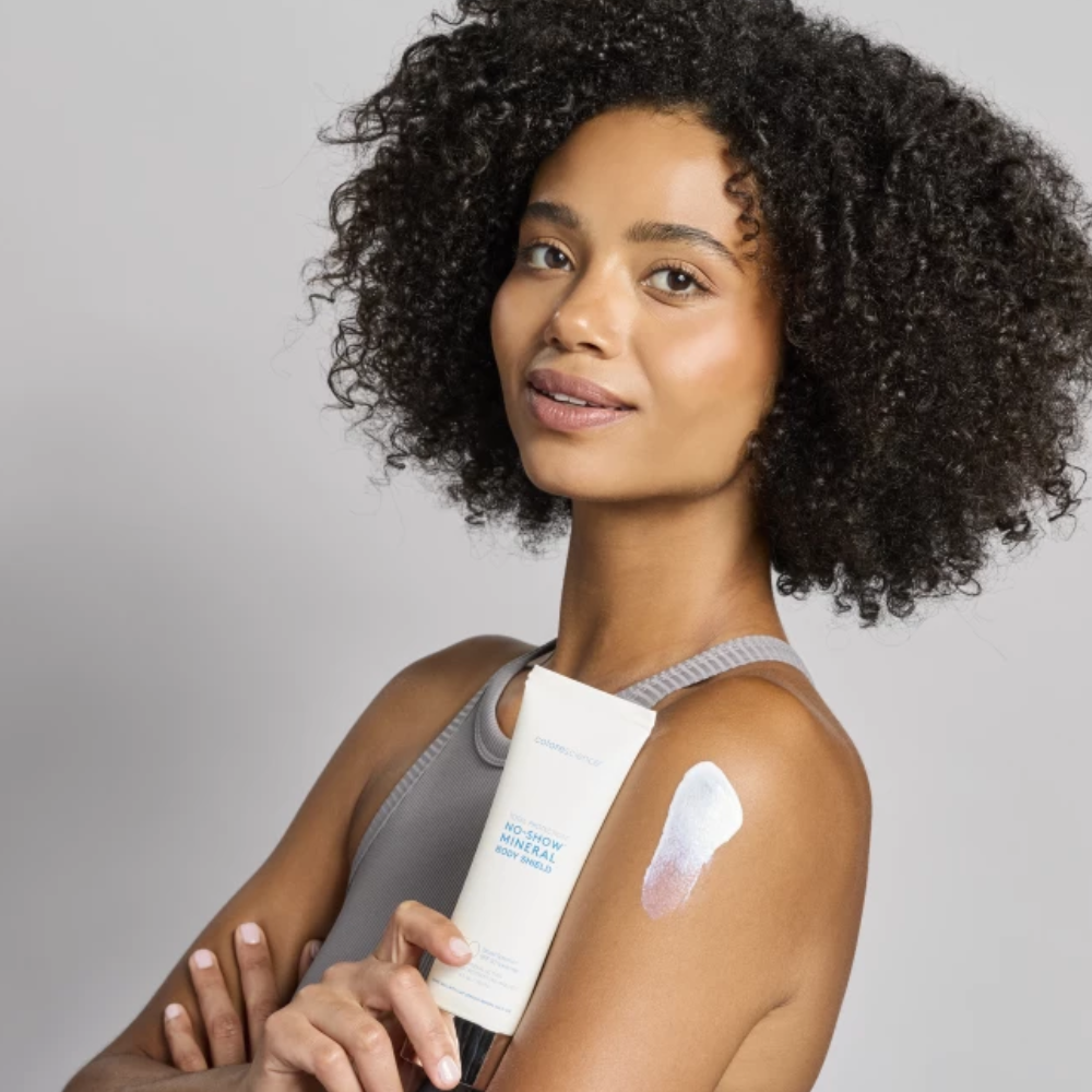 COLORESCIENCE Sunforgettable® Total ProtectionTM No-Show Body Shield SPF 50 120ml - Прозорий мінеральний сонцезахисний флюїд для тіла SPF 50 - фото №3
