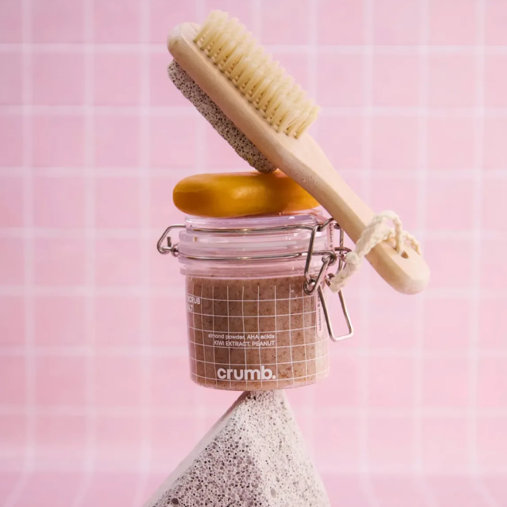 CRUMB. Vetiver & Bergamot Body Scrub 200ml - Сольовий скраб для тіла з AHA-кислотами "Vetiver & Bergamot" - фото №2 CRUMB. Vetiver & Bergamot Body Scrub 200ml - Сольовий скраб для тіла з AHA-кислотами "Vetiver & Bergamot" - фото №2