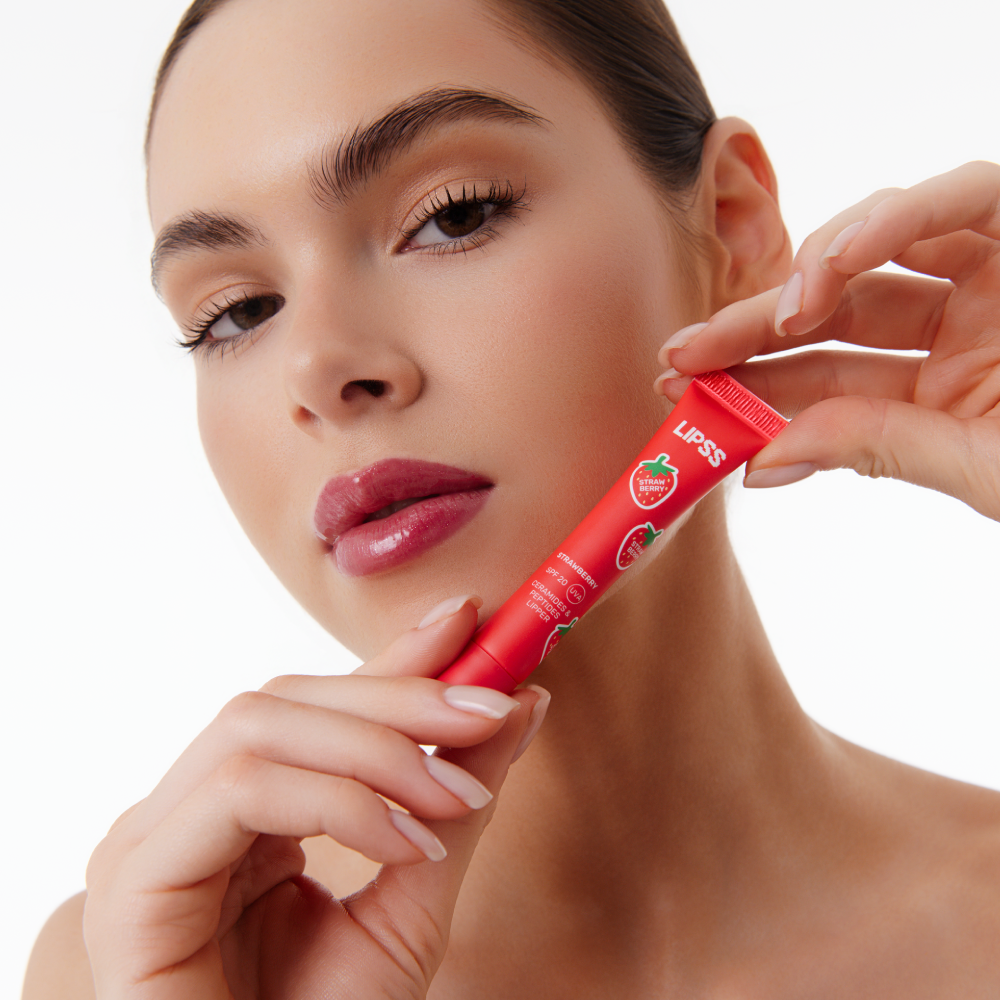 LIPSS Strawberry Lipper SPF 20 10ml - Блиск для губ - фото №4 LIPSS Strawberry Lipper SPF 20 10ml - Блиск для губ - фото №4