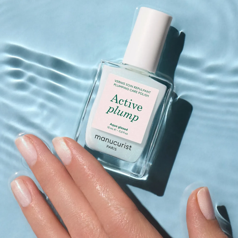 MANUCURIST Active™ Plump Aqua Glazed 15ml - Лак для нігтів з колагеном та перламутровим молочним покриттям - фото №5
