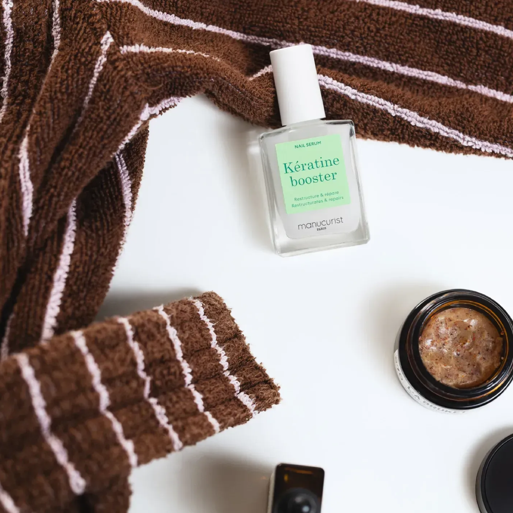 MANUCURIST Kératine Booster 15ml - Засіб з кератином для зміцнення нігтів - фото №5