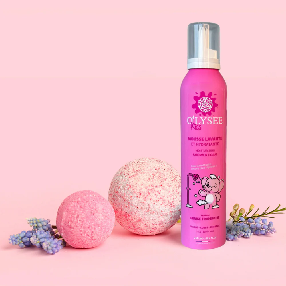 O'LYSEE Kids Moisturizing Shower Foam 3 в 1 "Strawberry & Raspberry" 250ml - Дитяча крем-пінка для купання 3 в 1 з ароматом полуниці та малини - фото №1 O'LYSEE Kids Moisturizing Shower Foam 3 в 1 "Strawberry & Raspberry" 250ml - Дитяча крем-пінка для купання 3 в 1 з ароматом полуниці та малини - фото №1