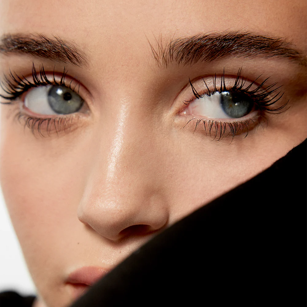 REVITALASH Length Define Tubing Mascara 5ml - Туш для вій (чорна) - фото №2 REVITALASH Length Define Tubing Mascara 5ml - Туш для вій (чорна) - фото №2