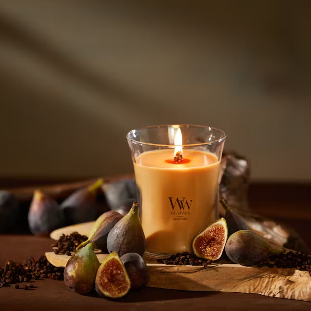 Woodwick Medium Gilded Sands 275 г - Ароматична свічка з ароматом інжиру та гваякового дерева - фото №2 Woodwick Medium Gilded Sands 275 г - Ароматична свічка з ароматом інжиру та гваякового дерева - фото №2